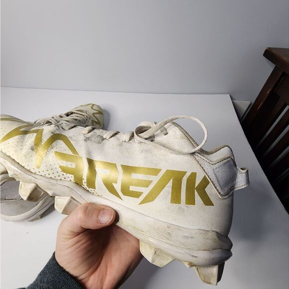 Adidas Men\'s Size 11 Freak Spark MD White-Gold Football Cleats Moulded GW3392 main image 4